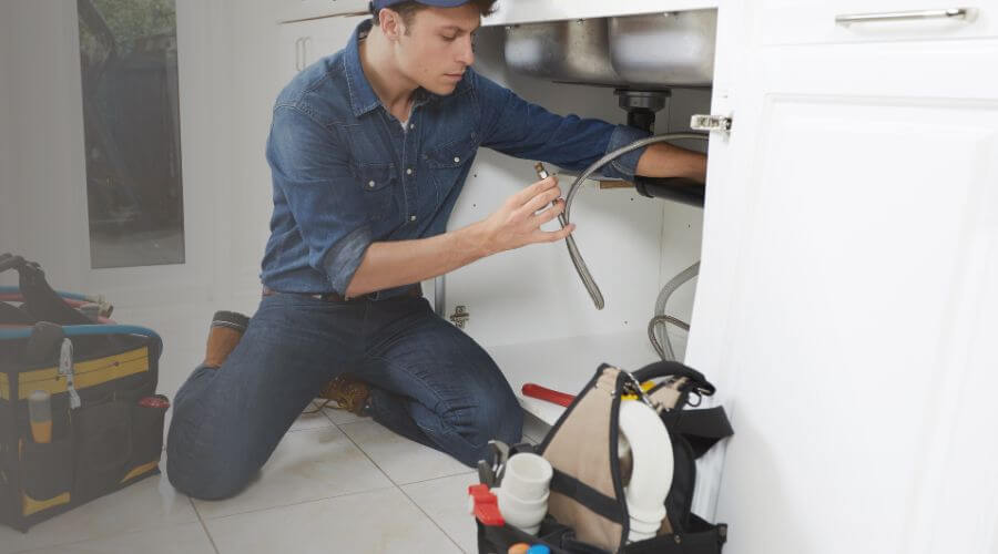 Expert burst pipe repair services in Nelson, MO